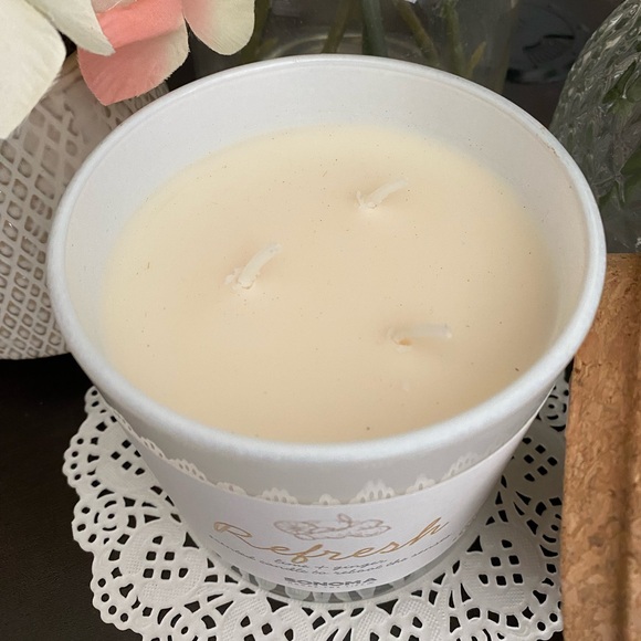 🆕🌿 SONOMA “REFRESH” LIME & GINGER 3-WICK SCENTED CANDLE. BRAND NEW. 13 oz. - Picture 4 of 8